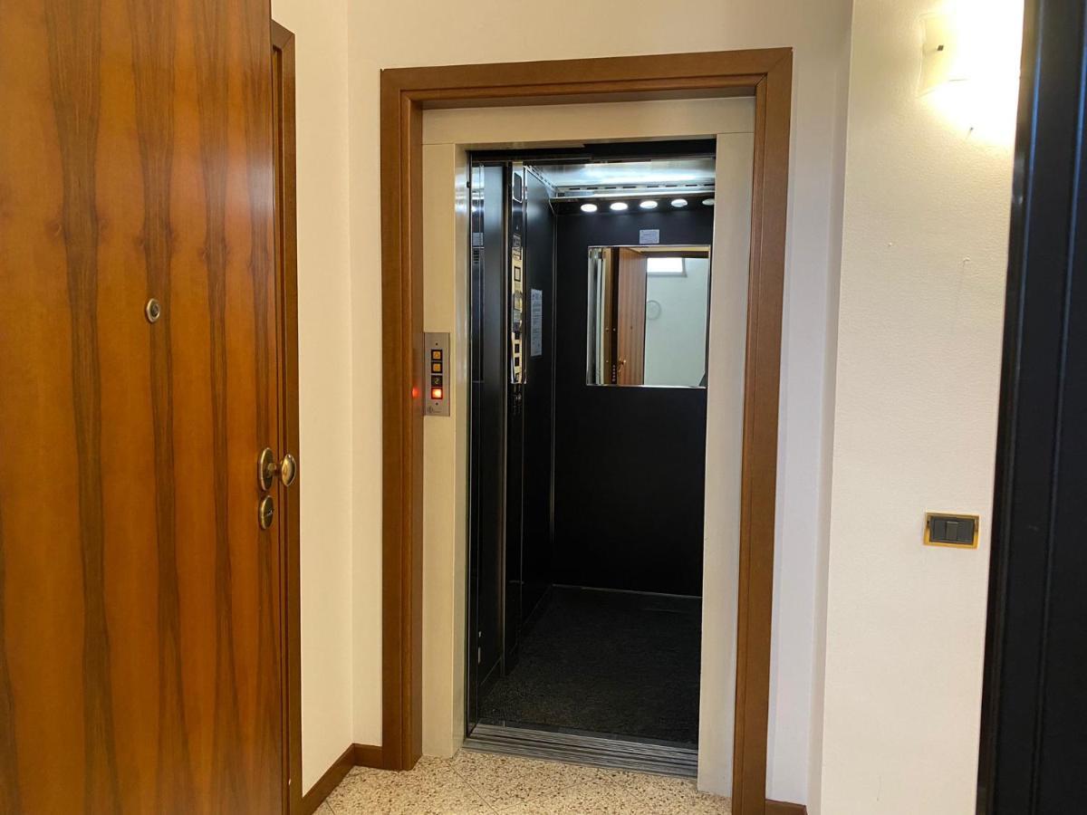 Stresa Centro Apartment Bagian luar foto